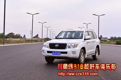 川藏線旅游租豐田普拉多