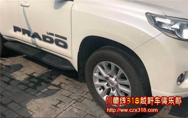 川藏線包車檢查輪胎