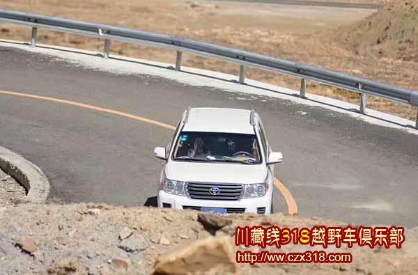 川藏線路段路況圖3