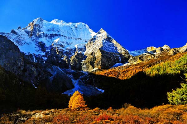 仙乃日山 (1).jpg