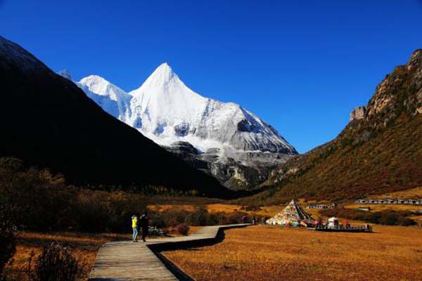 央邁勇神山 (2).jpg