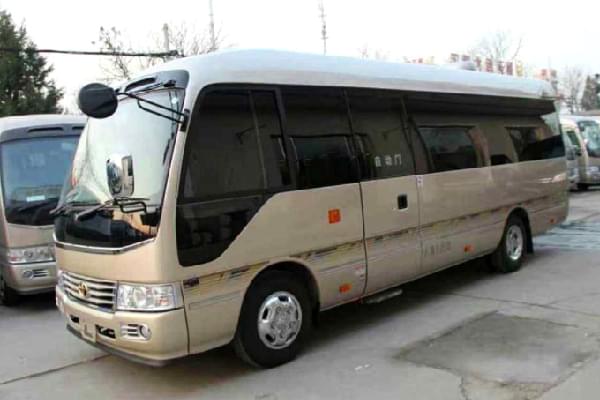 成都租豐田考斯特進藏