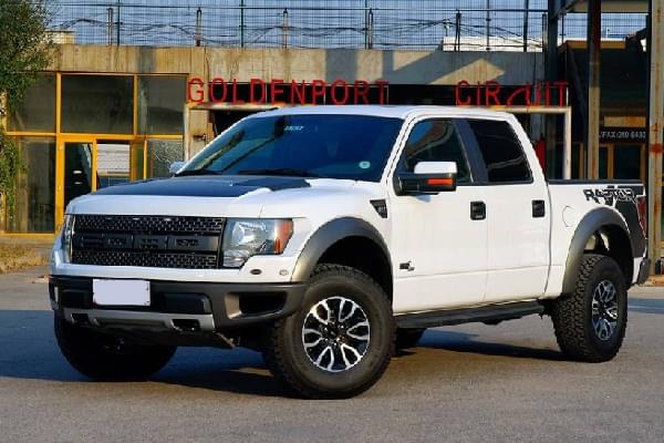 川藏線(xiàn)租車(chē)-福特猛禽