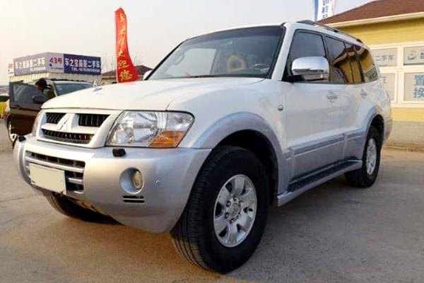 川藏線(xiàn)租車(chē)-三菱帕杰羅