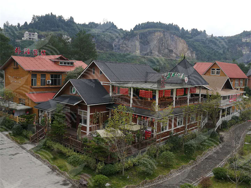 選擇合成樹脂瓦，為南方屋頂雨季防水護(hù)航