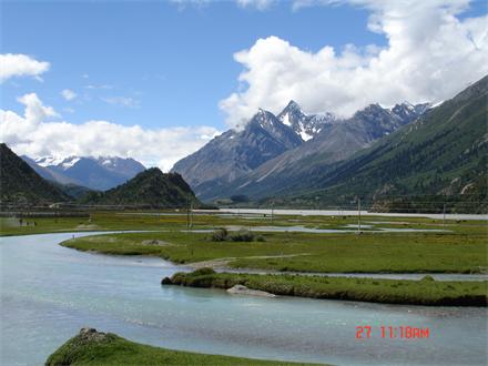 <a href=http://m.yhd285.cn _fcksavedurl=http://m.yhd285.cn target=_blank >川藏線旅游</a>