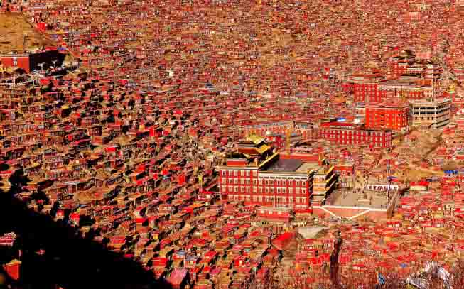 川藏線租車自駕游，走進(jìn)世界最大佛學(xué)院&mdash;&mdash;五明佛學(xué)院