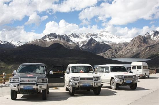 越野車價(jià)格戰(zhàn)正酣,中國(guó)品牌越野車越野車為何沒跟