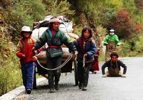 川藏線自駕游者說:有信仰的人是幸福的