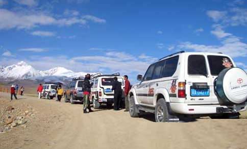 成都租車?yán)_還車自駕游熱衷SUV的三大特征